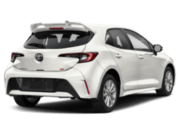 Toyota Corolla Hatchback SE CVT (Natl) 2027 — rear view