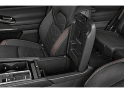 Nissan Pathfinder Platinum 4WD 2025