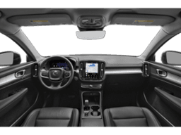 Volvo XC40 Plus B5 AWD 2026