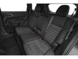 Mitsubishi Outlander LE FWD 2026