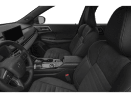 Mitsubishi Outlander LE FWD 2026