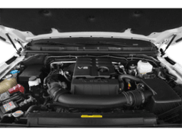 Nissan Frontier Crew Cab 4x4 SV 2024