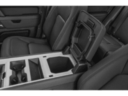 Land Rover Defender OCTA Black 110 P635 2026