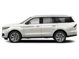 Lincoln Navigator Premiere 4x2 2027 — side view