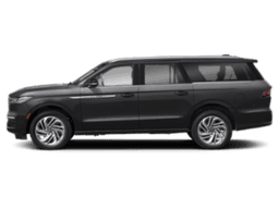 Lincoln Navigator L Premiere 4x4 2027 — side view