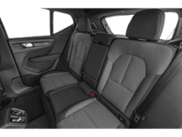 Volvo XC40 B5 AWD Plus Bright Theme 2025
