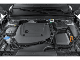 Volvo XC40 B5 AWD Plus Bright Theme 2025
