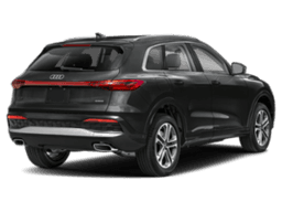 Audi Q5 Premium 2.0 TFSI quattro 2026 — rear view