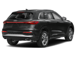 Audi Q5 Premium 2.0 TFSI quattro 2026 — rear view