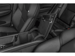 Volvo XC60 B5 AWD Core Dark Theme 2024