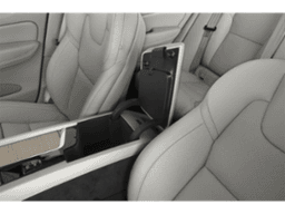 Volvo XC60 Recharge Plug-In Hybrid T8 eAWD PHEV Ultimate Dark Theme 2024