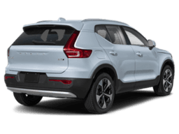 Volvo XC40 B5 AWD Plus Bright Theme 2024 — rear view