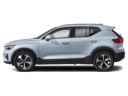 Volvo XC40 B5 AWD Plus Bright Theme 2024 — side view