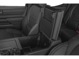 Toyota Tundra 2WD Platinum CrewMax 5.5' Bed (Natl) 2025