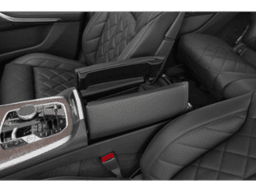 BMW X7 xDrive40i Sports Activity Vehicle 2026