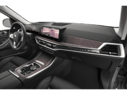 BMW X7 xDrive40i Sports Activity Vehicle 2026