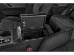 Toyota RAV4 Plug-In Hybrid XSE (Natl) 2026