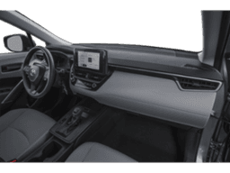 Toyota Corolla Cross L 2WD (Natl) 2026