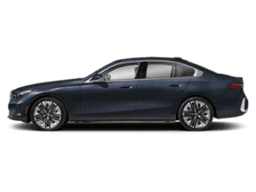 BMW 5 Series 540i xDrive Sedan 2027 — side view