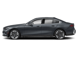 BMW 5 Series 540i xDrive Sedan 2027 — side view