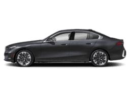 BMW 5 Series 540i xDrive Sedan 2027 — side view