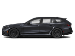 BMW M5 Base Touring 2027 — side view