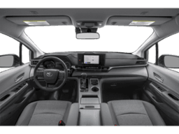 Toyota Sienna LE FWD 8-Passenger (Natl) 2026