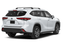 Toyota Highlander Hybrid XLE AWD (Natl) 2026 — rear view