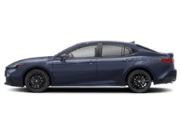 Toyota Camry SE AWD (Natl) 2026 — side view