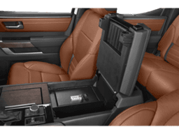 Toyota Tundra 4WD 1794 Edition Hybrid CrewMax 5.5' Bed (Natl) 2026