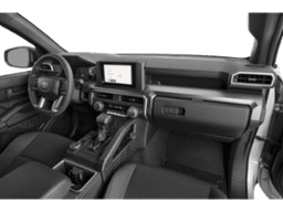 Toyota 4Runner SR5 2WD (Natl) 2026