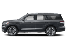 Lincoln Navigator Reserve 4x4 2024 — side view