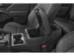 Toyota Tacoma 4WD Limited Double Cab 5' Bed AT (Natl) 2026