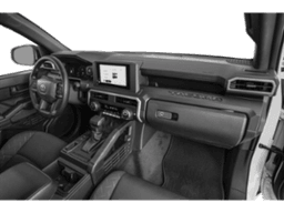 Toyota Tacoma 4WD SR XtraCab 6' Bed AT (Natl) 2026