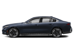 BMW 5 Series 530i xDrive Sedan 2026 — side view