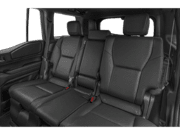 Toyota Land Cruiser Base 4WD (Natl) 2026
