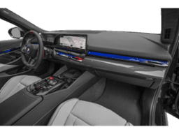 BMW M5 Base Touring 2027