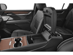 GMC Acadia FWD Denali Ultimate 4dr 2026