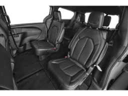 Chrysler Voyager LX FWD 2026