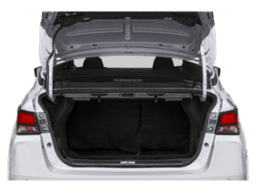 Nissan Versa SR CVT 2025