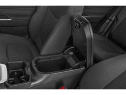 Toyota RAV4 Hybrid XLE AWD (Natl) 2024