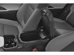 Toyota RAV4 XLE Premium FWD (Natl) 2025