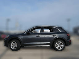 Audi Q5 Premium 40 TFSI quattro 2024 — side view