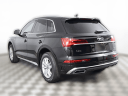 Audi Q5 S line Premium 55 TFSI e quattro 2024 — rear view