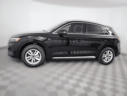 Audi Q5 S line Premium 55 TFSI e quattro 2024 — side view
