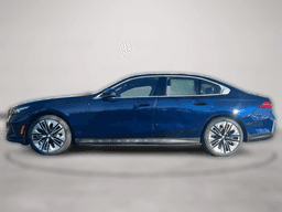 BMW 5 Series 530i xDrive Sedan 2025 — side view