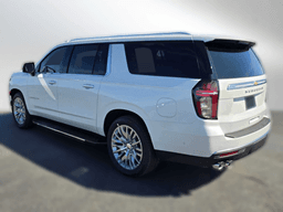 Chevrolet Suburban 4WD 4dr High Country 2024 — rear view