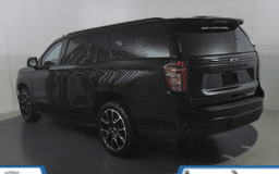 Chevrolet Suburban 4WD 4dr RST 2024 — rear view