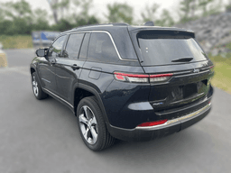 Jeep Grand Cherokee 4xe Overland 4x4 2024 — rear view
