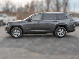 Jeep Grand Cherokee Limited 4x4 2024 — side view